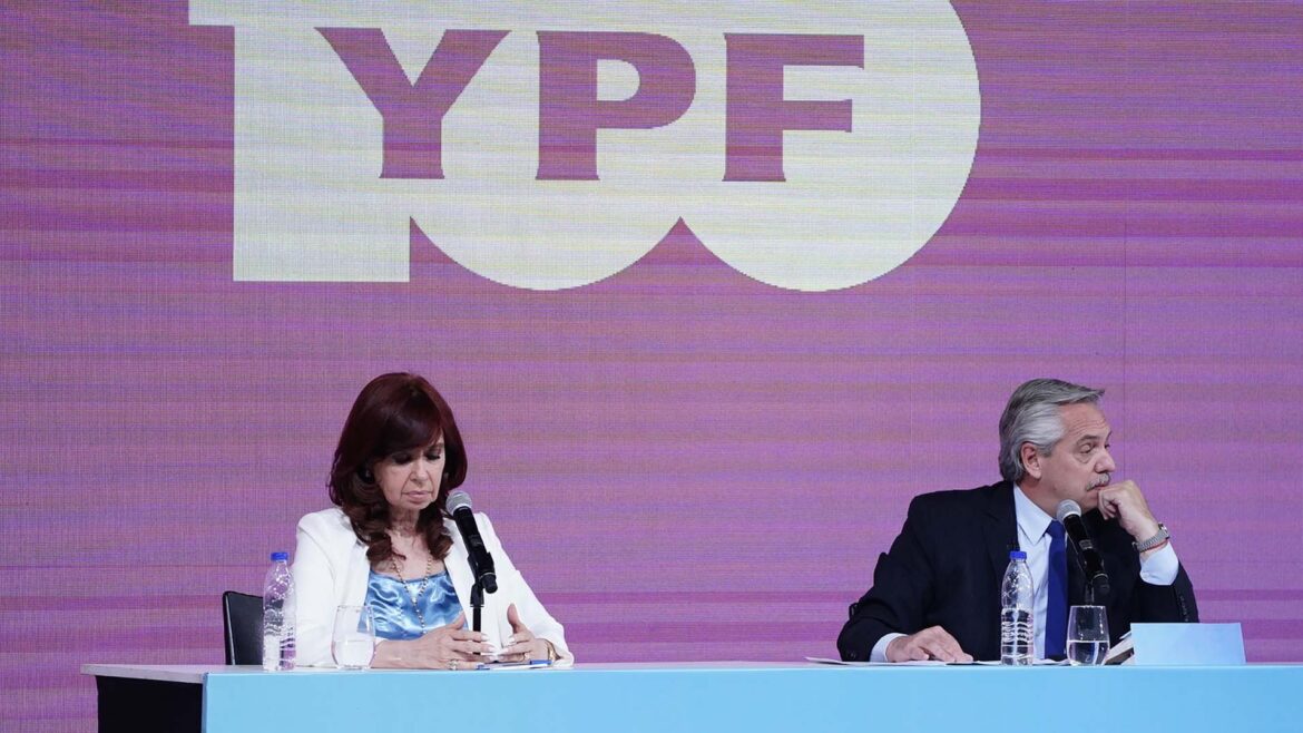 LA MESA NACIONAL DEL FRENTE DE TODOS SE EMPANTANA POR LA RESISTENCIA PERSONAL DE CRISTINA KIRCHNER Y LAS INTENCIONES ELECTORALES DE ALBERTO FERNÁNDEZ