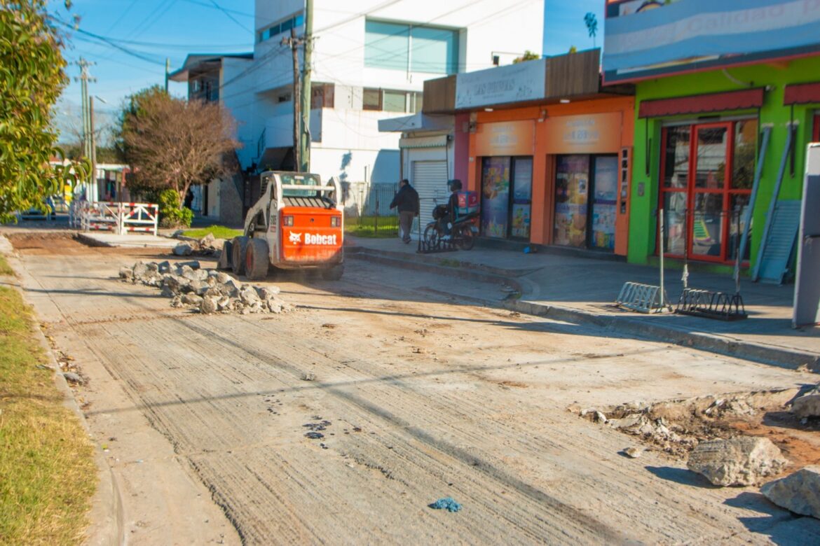 OBRAS DE MEJORAMIENTO DE CALZADAS EN VILLA ESPAÑA