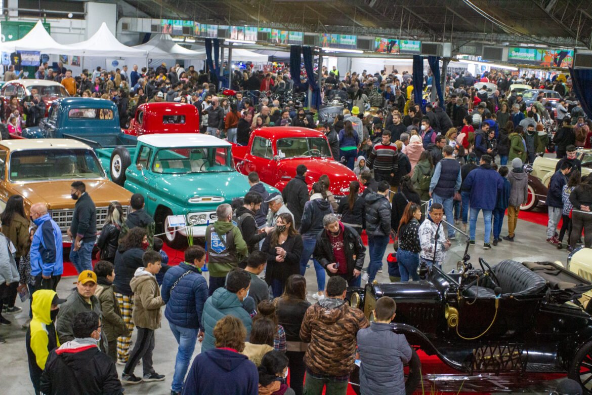 YA LLEGA EL 10° SALÓN DE AUTOMÓVILES Y MOTOS CLÁSICAS DE BERAZATEGUI