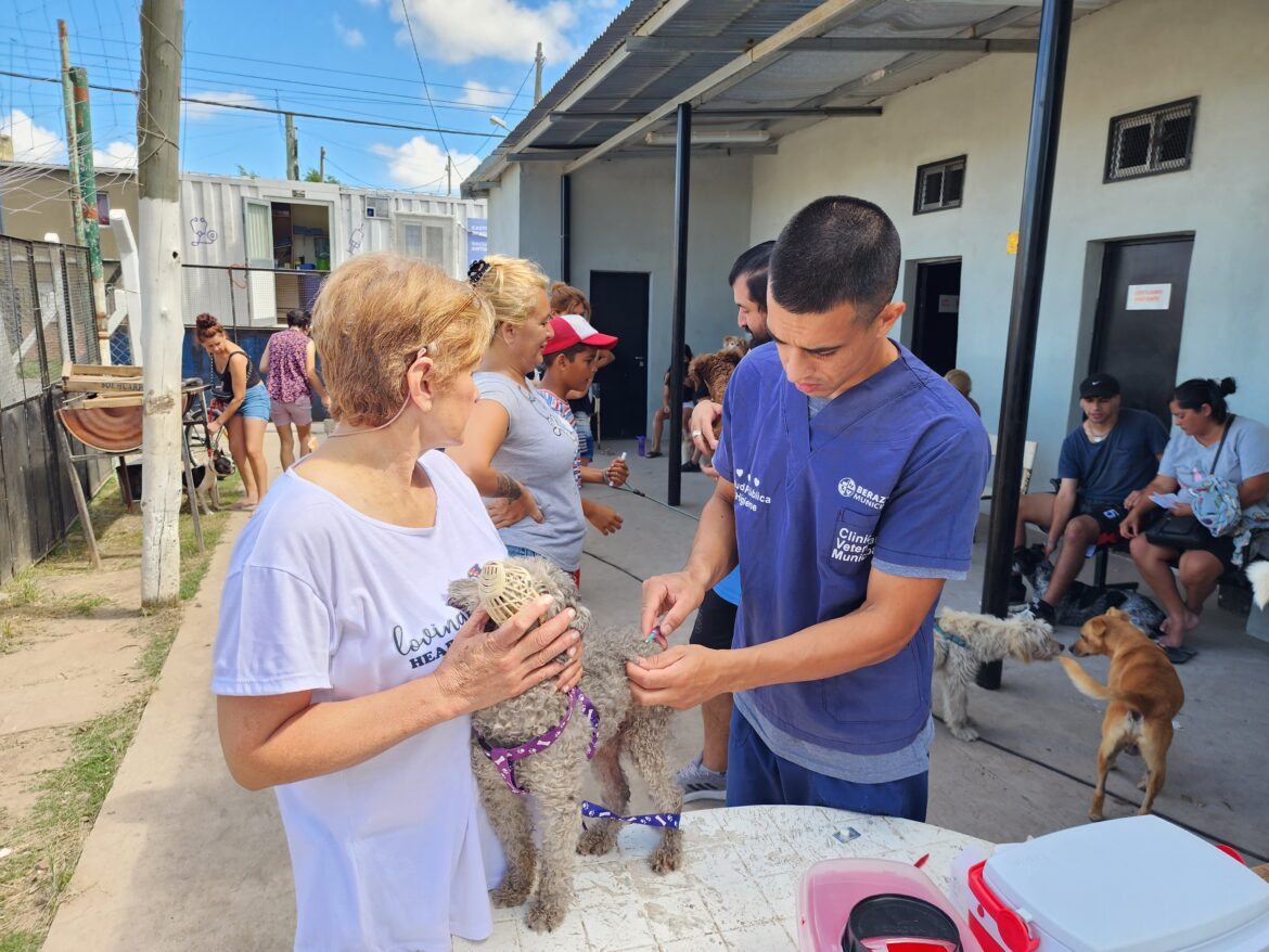 ATENCIÓN VETERINARIA GRATUITA EN EL BARRIO LAS HERMANAS