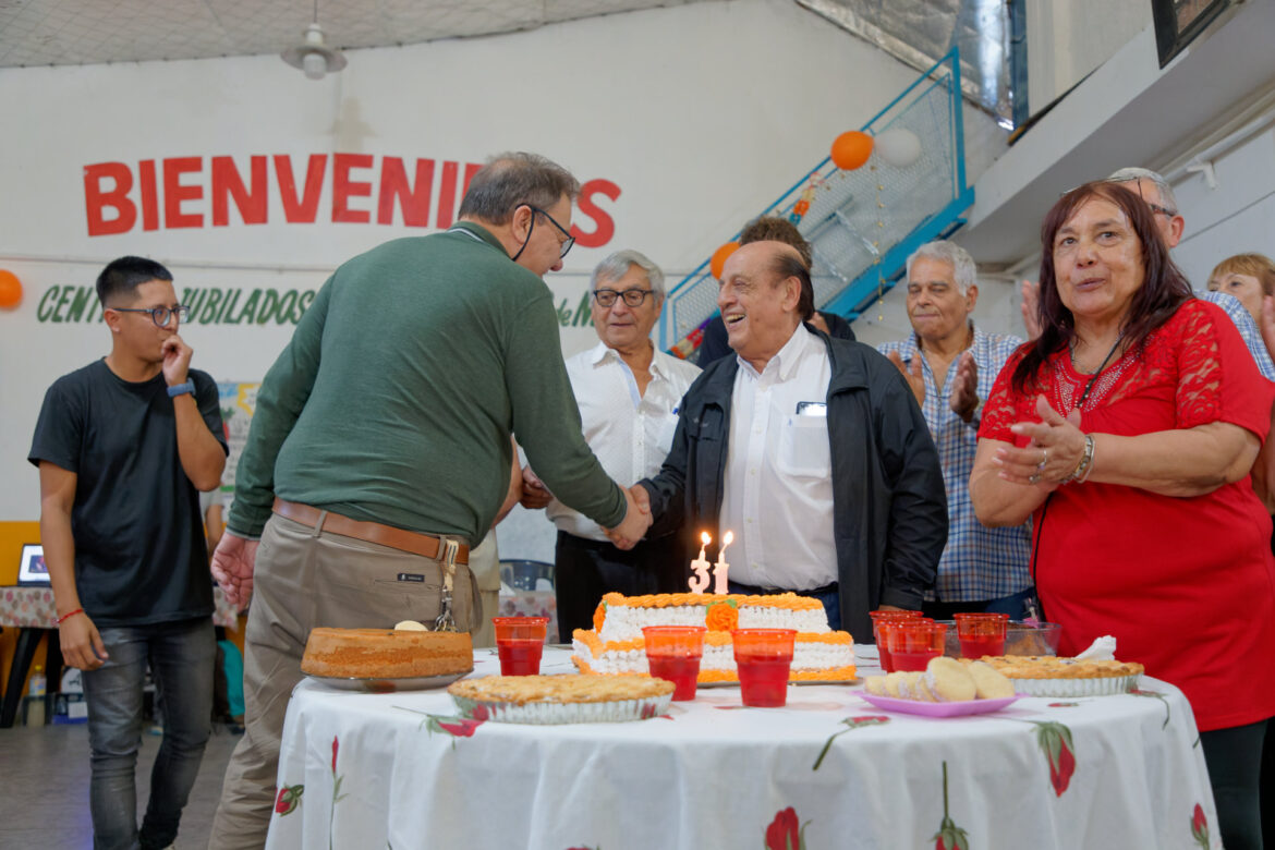 GRAN FESTEJO POR LOS 31 AÑOS DEL CENTRO DE JUBILADOS 18 DE MARZO