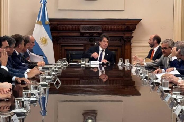 EL GOBIERNO LE ENVIARÁ A LA OPOSICIÓN UN BORRADOR DE LA NUEVA LEY ÓMNIBUS: LOS PRIMEROS DETALLES DEL TEXTO