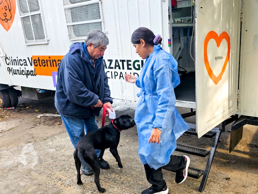 SERVICIOS GRATUITOS DE SALUD ANIMAL EN LOS BARRIOS