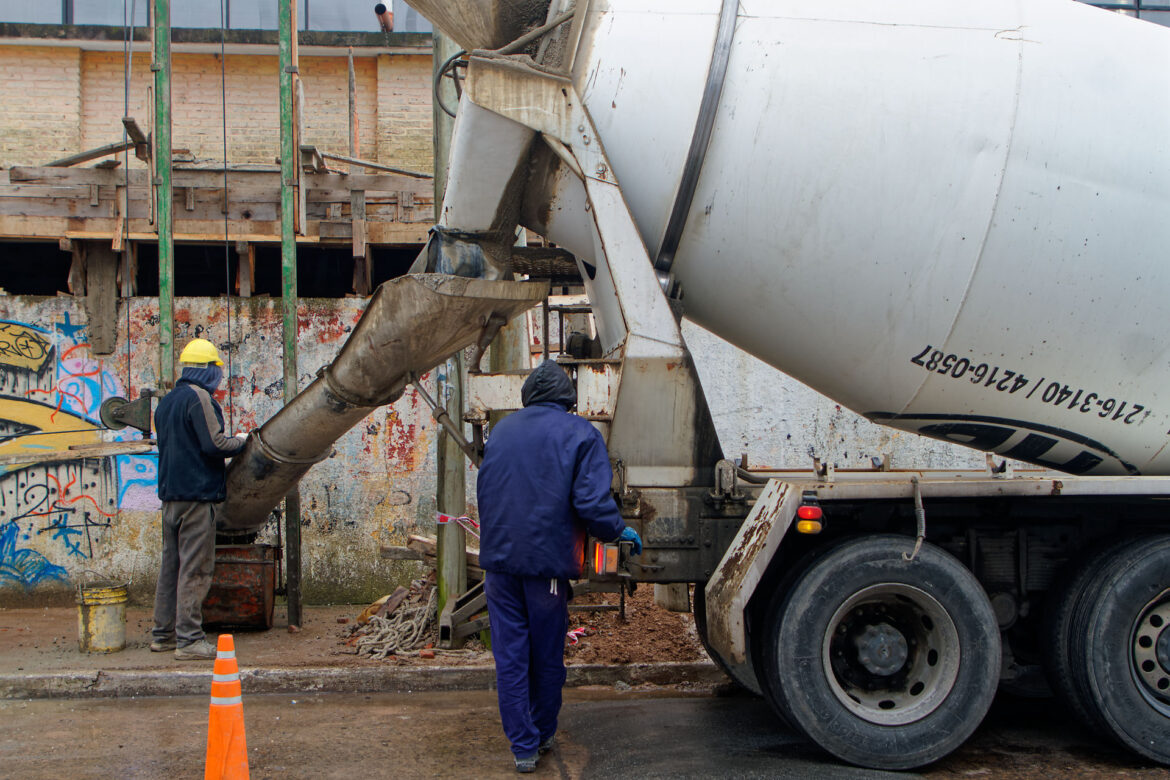 OBRAS DE AMPLIACIÓN EN EL GIMNASIO DEL CLUB MUNICIPAL DUCILO