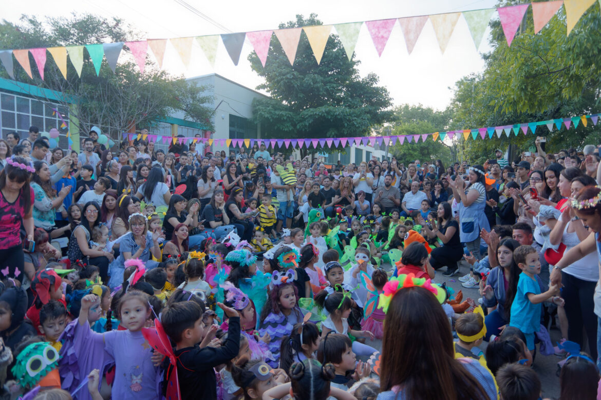 GRAN FIESTA POR LOS 25 AÑOS DEL JARDÍN DE INFANTES N° 935