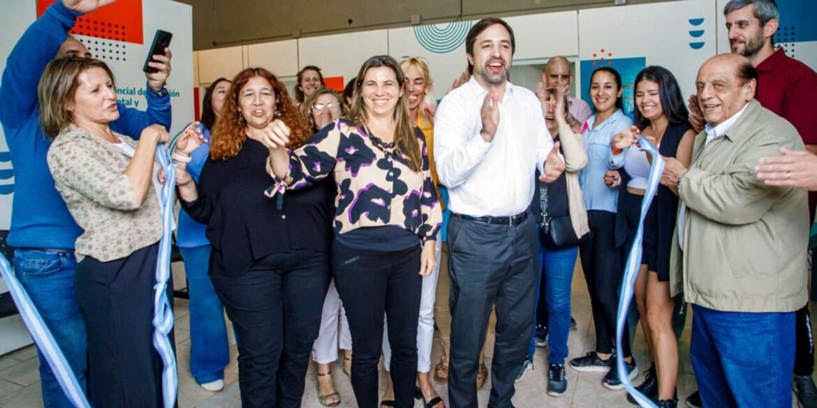 BERAZATEGUI: MUSSI Y KREPLAK INAUGURARON UNA SEDE DEL CENTRO PROVINCIAL DE ATENCIÓN DE SALUD