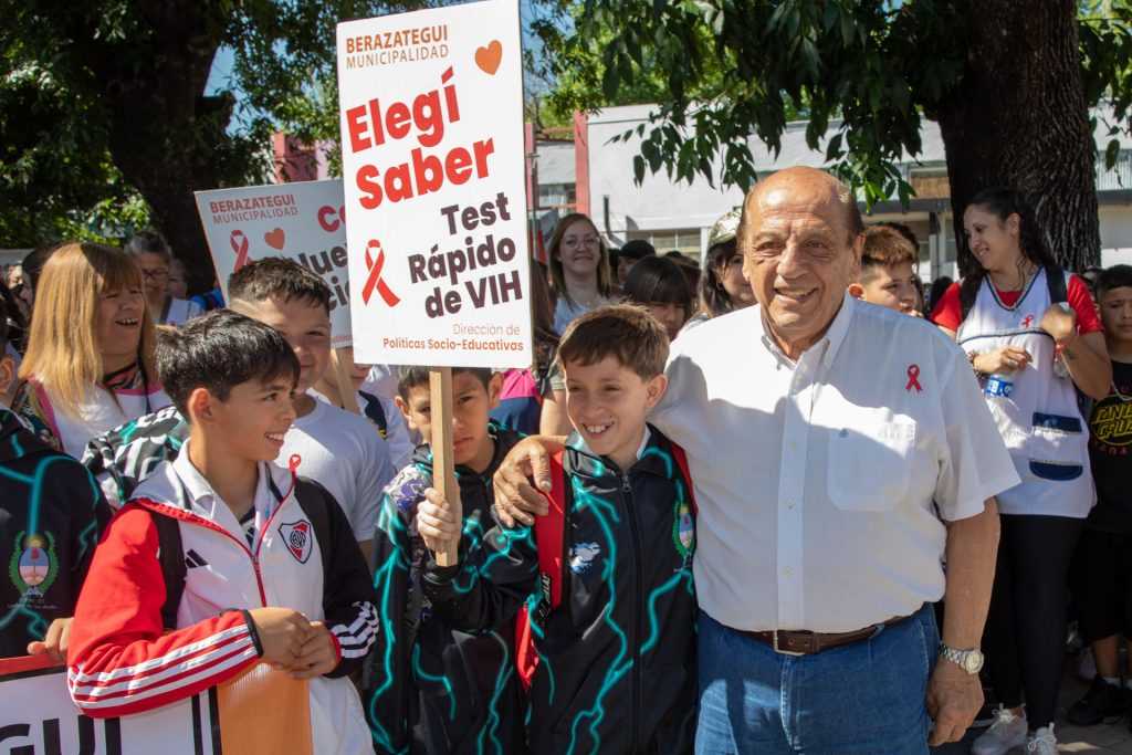 BERAZATEGUI SE UNIÓ EN UNA MEGA JORNADA POR EL DÍA MUNDIAL DE RESPUESTA AL VIH